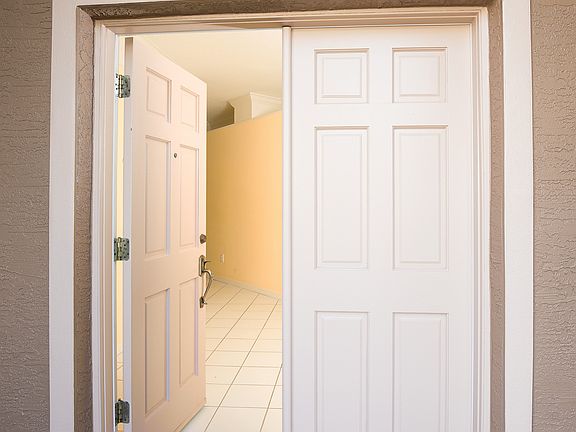 4th image of 4374 Ellinwood Blvd