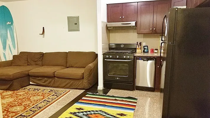 Rented by Azure Realty NY LLC | media 27