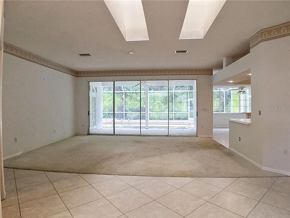 3rd image of 4256 Balmoral Way
