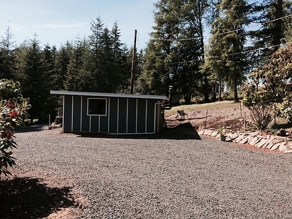 2nd image of 90511 Peter Johnson Road