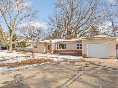 1305 4th St SW, Austin, MN, 55912