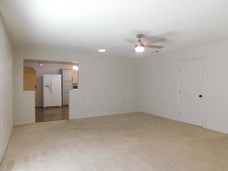 705 Sun Valley Dr — Photo 9