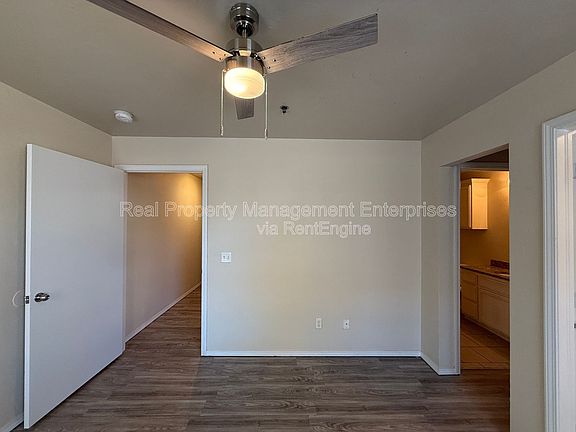 4th image of 2442 NW 39th St #208