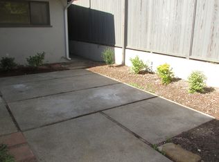 4432 E 6th St, Long Beach, CA 90814