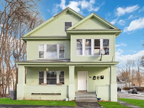 41 Eureka St, Worcester, MA 01603