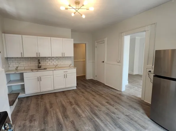 200 Irving Residential