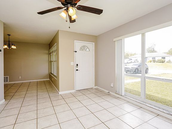5th image of 1515 Coronet Dr