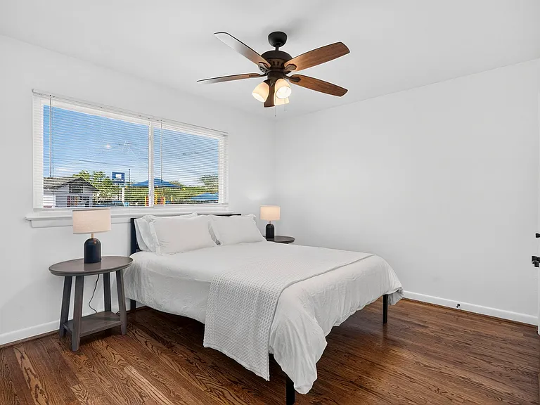 615 Loyola Dr — Photo 25