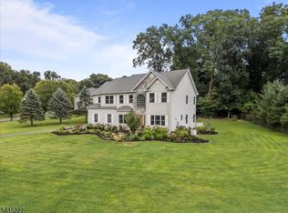 14 Elizabeth Ave, Washington Twp., NJ 07882