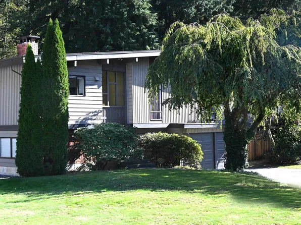 2851 Trillium Pl, North Vancouver, BC V7H 1J3