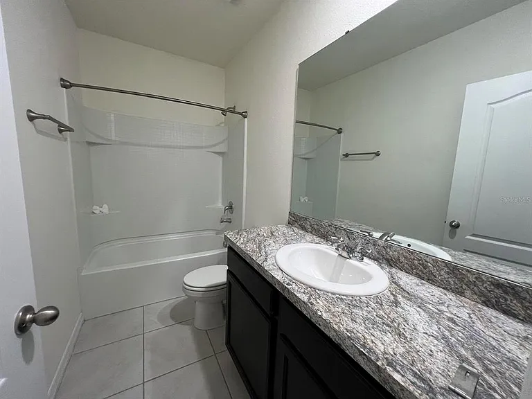 1370 Yellow Finch Dr — Photo 22