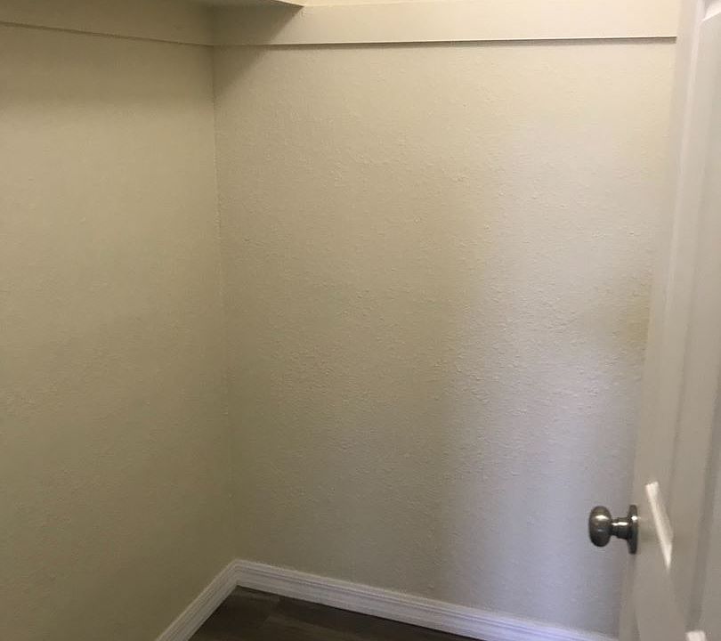 2nd image of 2026 4th St S APT 6