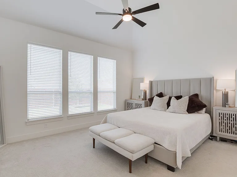 3109 Summer Rain Ln — Photo 15