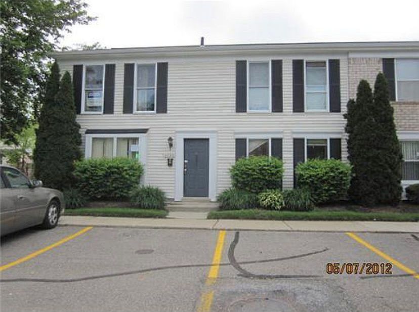 1st image of 1736 Orchard Dr #37