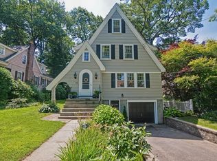 13 Laurel Dr, Needham, MA 02492