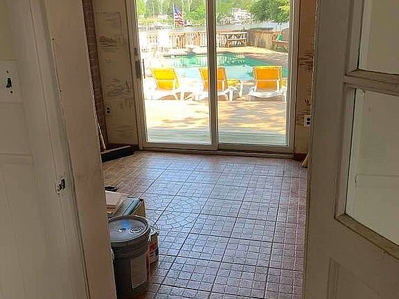mud room/laundry room