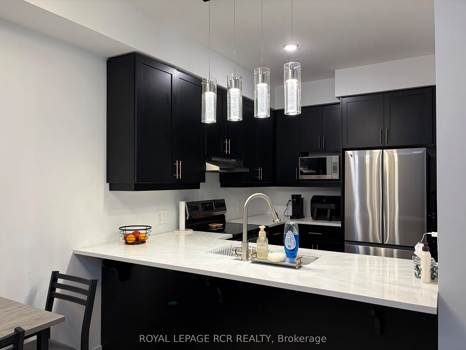 3 bed, $2,850 — Photo 3