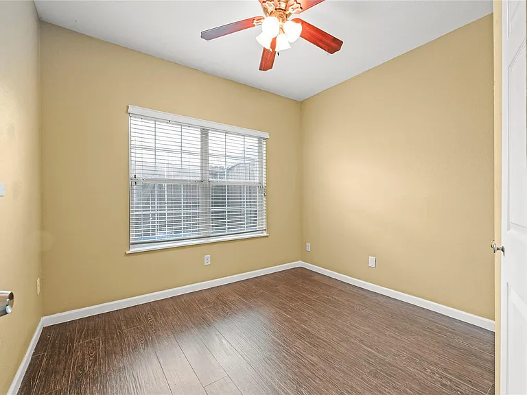 1520 Sherwood Forest St #301 — Photo 18