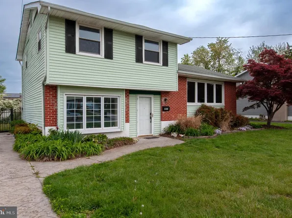 211 Powder Mill Rd, Beverly, NJ 08010