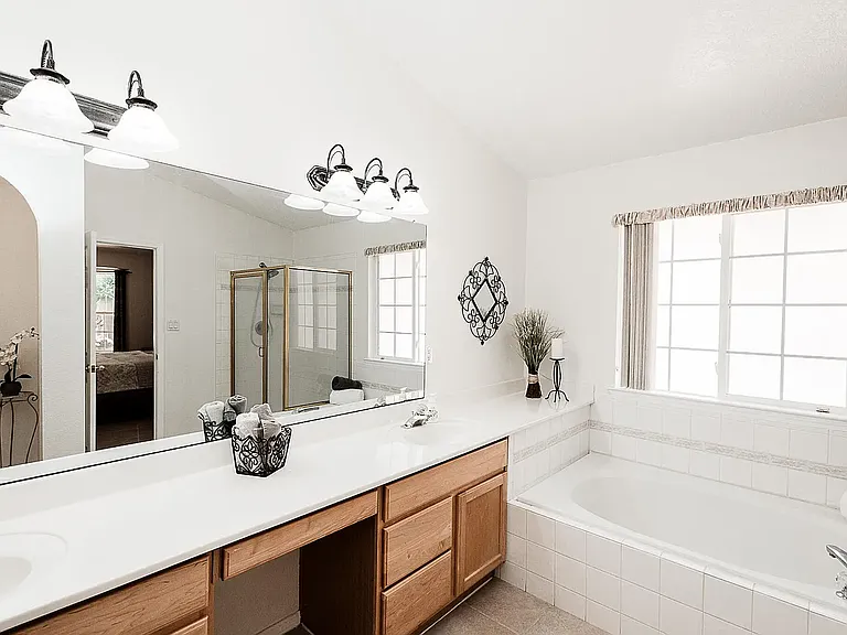10212 Burham Rd NW — Photo 20