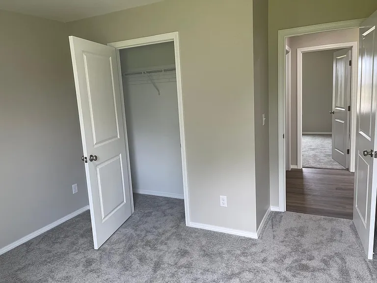 3376 W Hill St — Photo 12