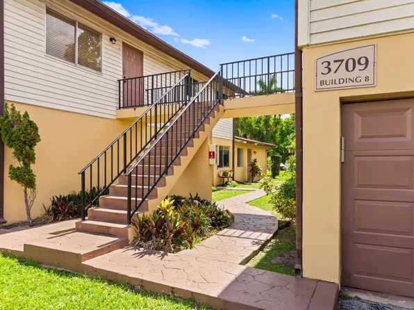 3709 NW 84th Avenue, Sunrise, FL 33351