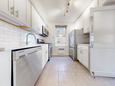 9411 Shore Rd APT 4L, Brooklyn, NY, 11209