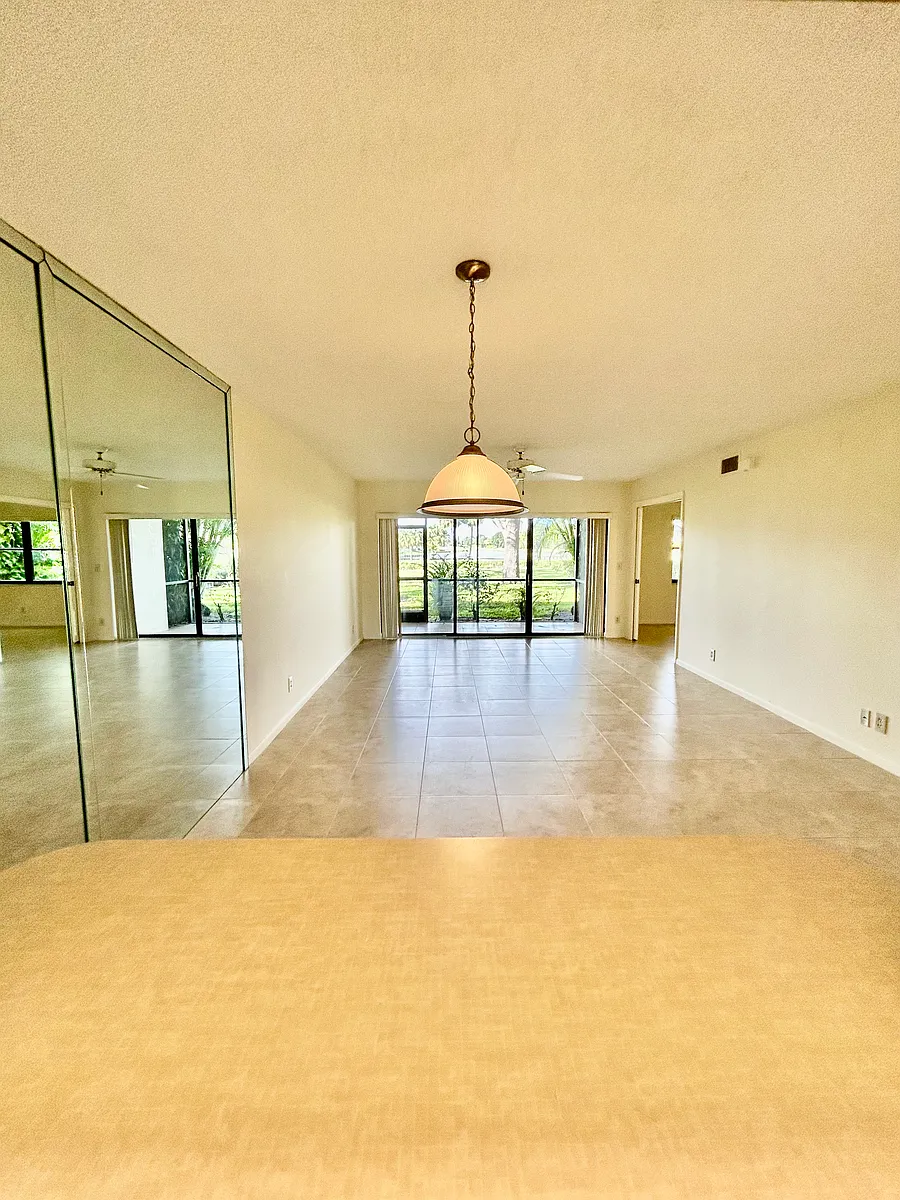 Building Photo - 2900 SW 22nd Cir #221D