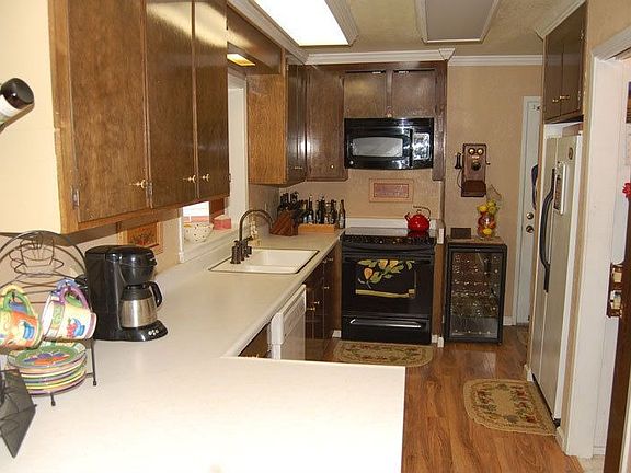 4th image of 1437 Coyote Dr