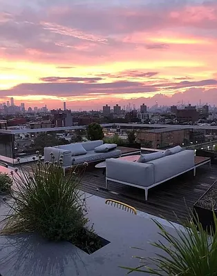 Rented by EXR | media 11