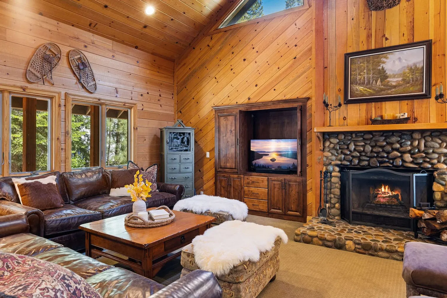 4 bed, 3.0 bath, $11,013 — Photo 2