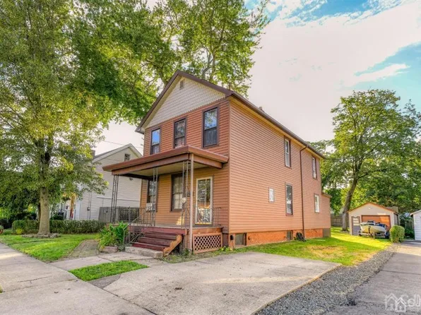 19 John St, Milltown, NJ 08850