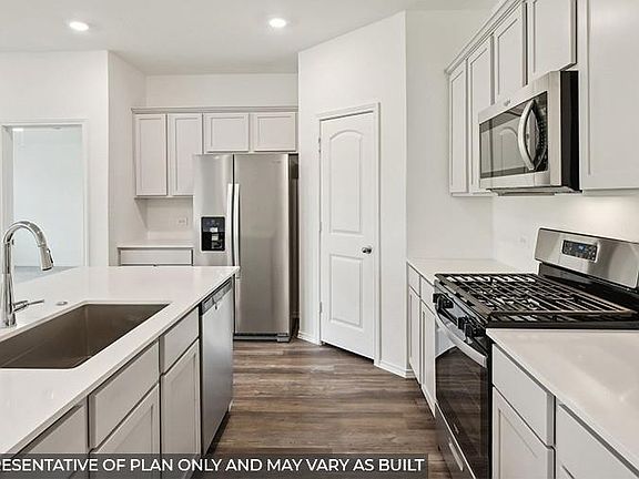 5th image of 518 Palm Crest Ct