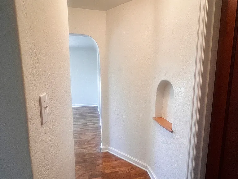 904 Naval Ave #1 — Photo 6