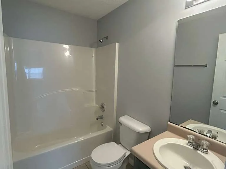 90 Pointe North Dr — Photo 40