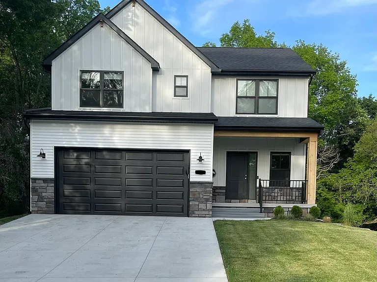 108 School St — Photo 1