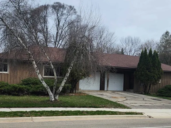 W722 Samuel St, Stephenson, MI 49887