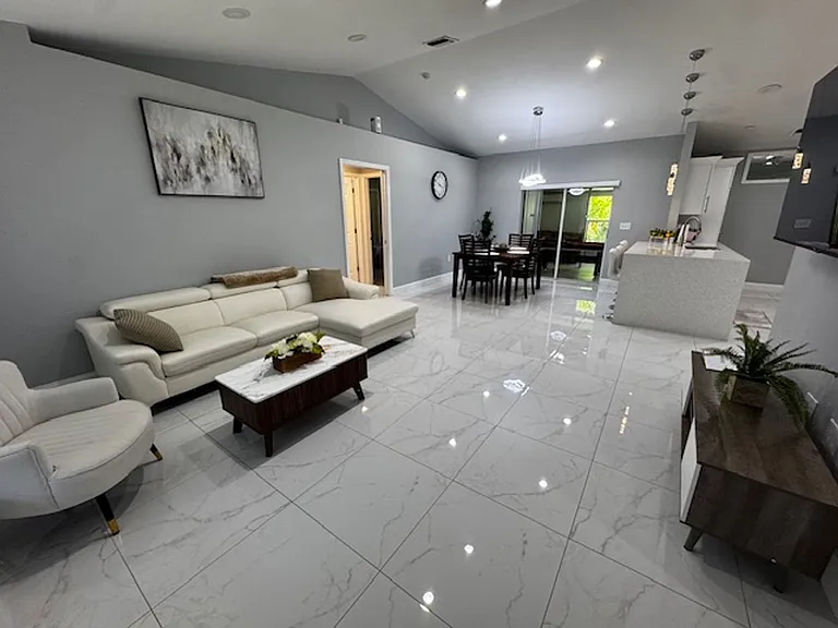 8409 Tahiti Rd #A — Photo 5