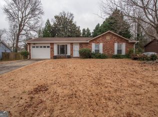 6200 Fieldcrest Dr, Morrow, GA 30260