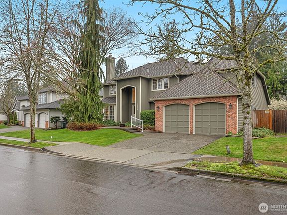 2nd image of 15309 92nd Place NE