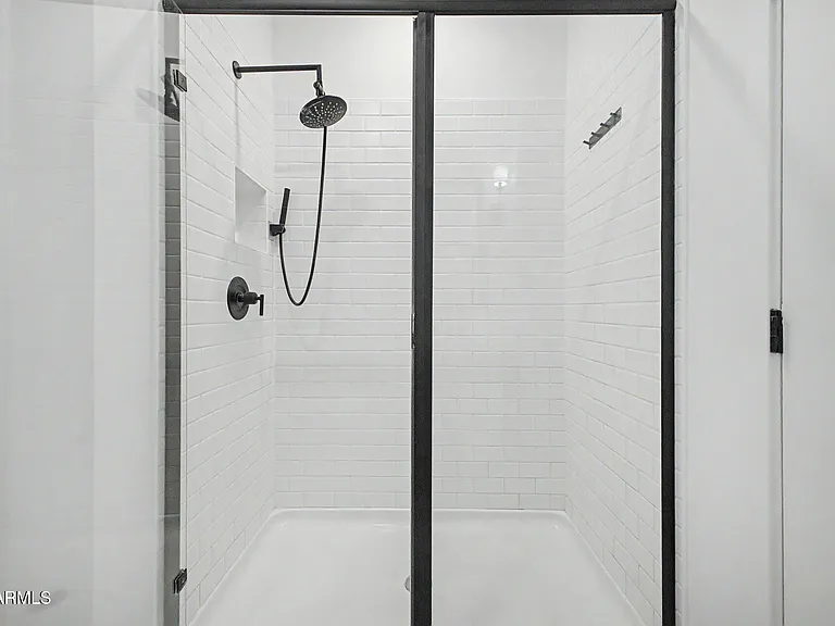 8620 W Hayward Ave — Photo 30