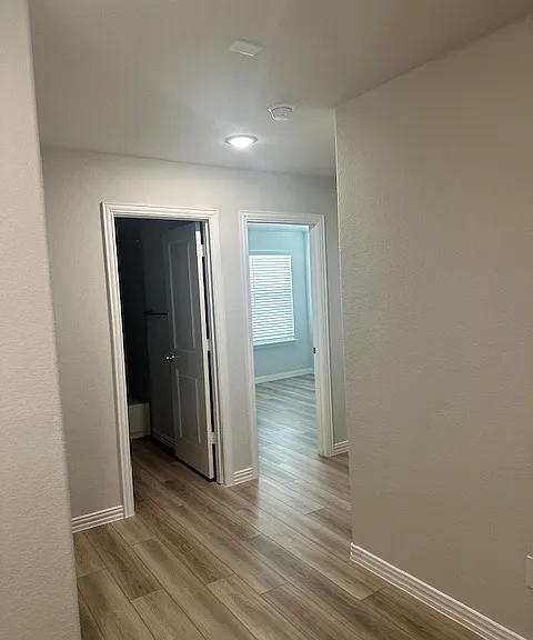 6712 Glimfeather Dr — Photo 8