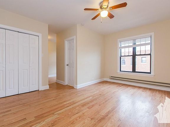 4th image of 2900 N Mildred Ave #U2