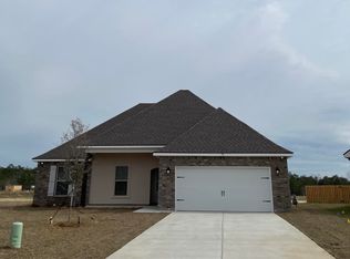 35 Cathedral St, Freeport, FL 32439