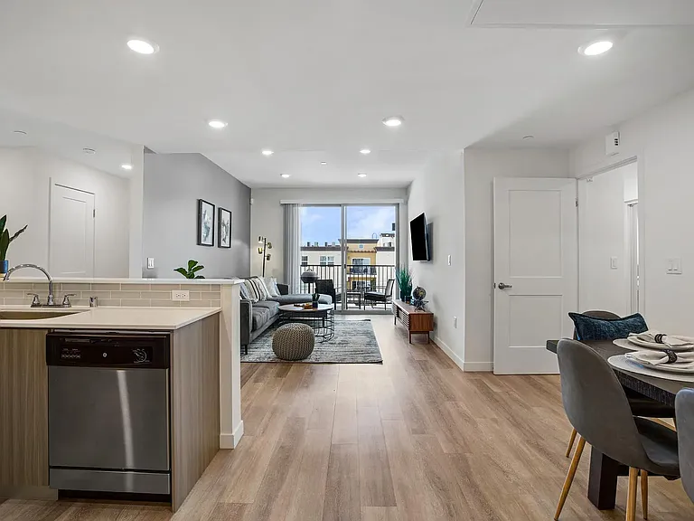 4725 Radford Ave #Penthouse 3 — Photo 28