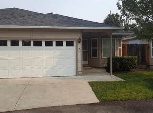 3174 Forest Hills Dr APT A, Medford, OR