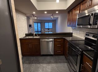 1444 W 10th St APT 105, Cleveland, OH 44113