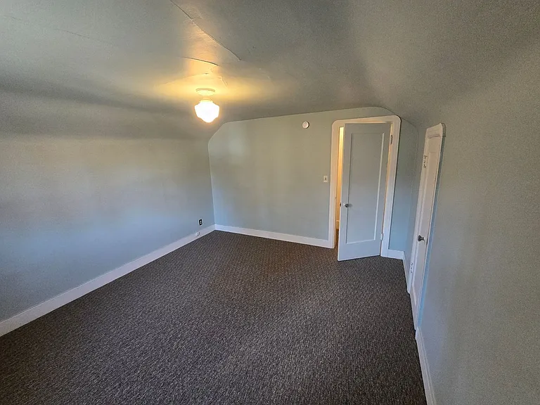 1822 Earle St — Photo 10