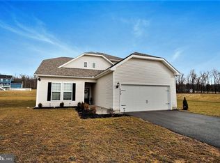 120 Vintage Ln, Hanover, PA 17331