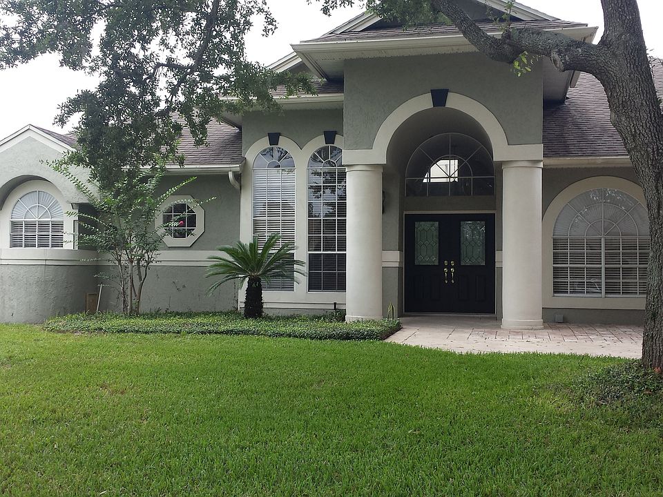1st image of 698 Samuelson Ct